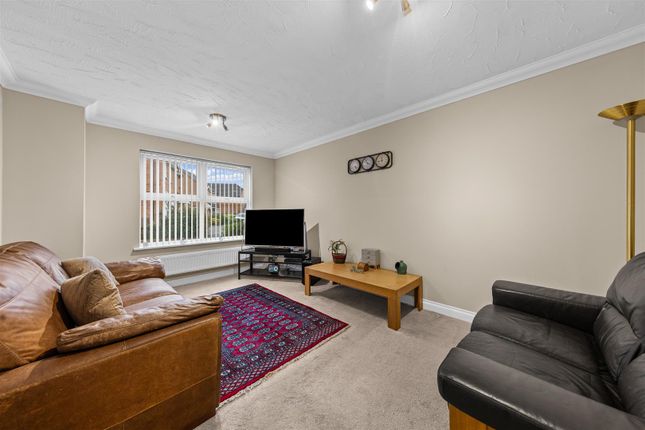 36, Wisteria Way, Northampton photo 2