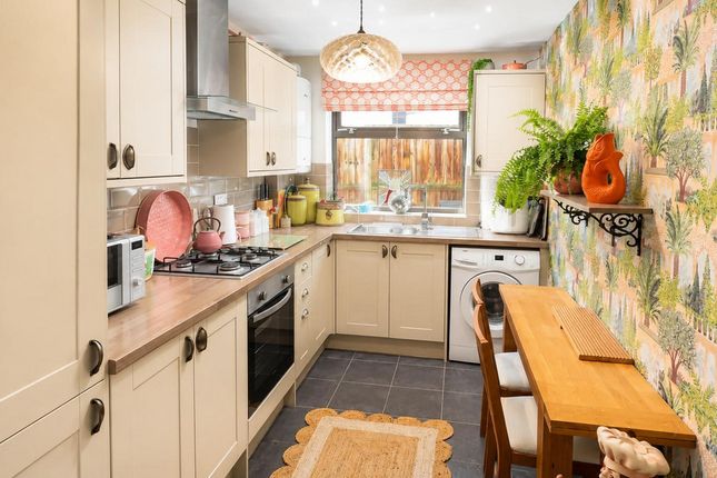 11, Cypress Close, Whitstable photo 2