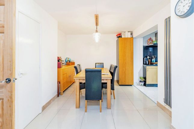 End terrace house for sale in Thorpe Way, Wootton, Bedford