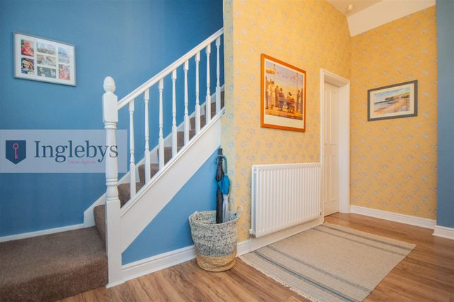 6 Glenhow, Lune Street, Saltburn-By-The-Sea photo 3