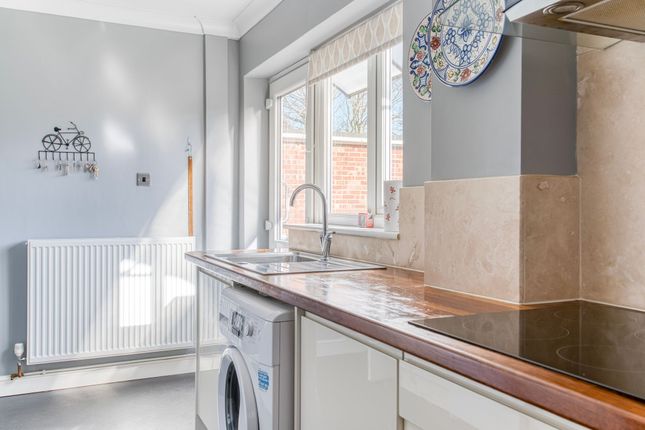 3 Worcester Close, Great Yarmouth photo 4