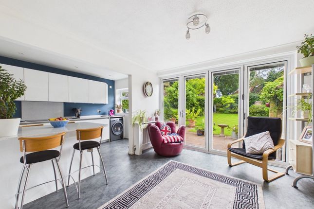 36, Forest Road, Horsham photo 4