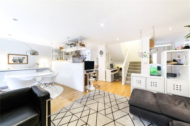 6, Apex Close, Beckenham photo 3