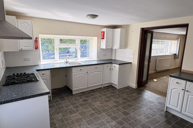 Well House, Hannay Road, Cheddar photo 5