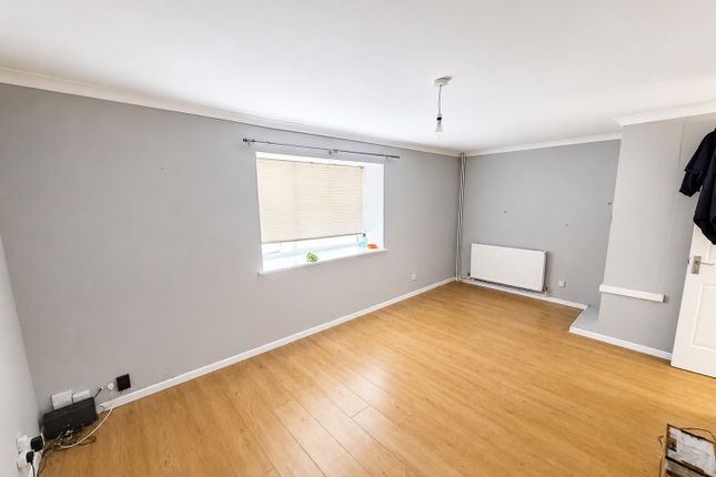 12, Linnet, Peterborough photo 5