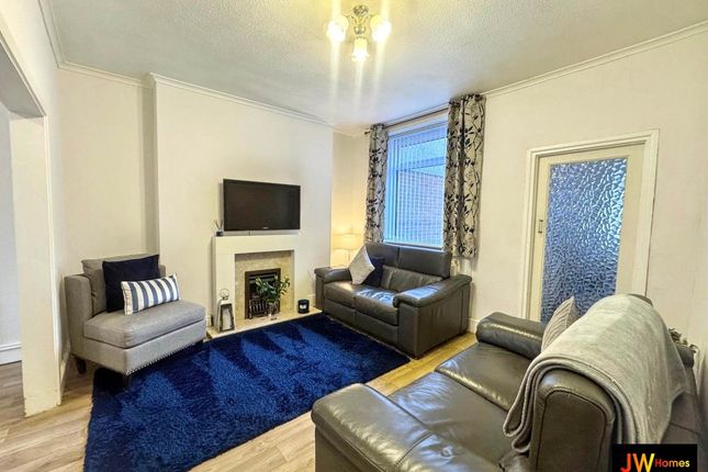 3-bed house on Sir Ivors Road, Pontllanfraith, £159,995