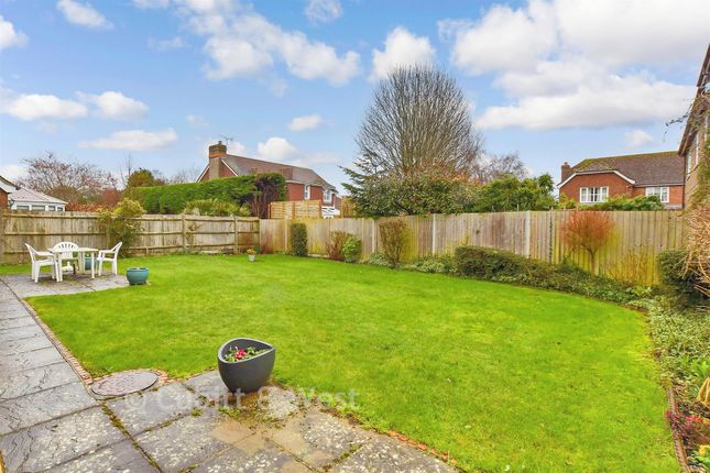 4-bed detached on 37, Priors Acre, Chichester, £600,000