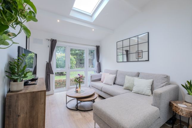 Flat for sale in Ritherdon Road, London