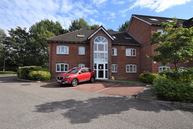 Thumbnail Flat for sale in Delph Hollow Way, St Helens