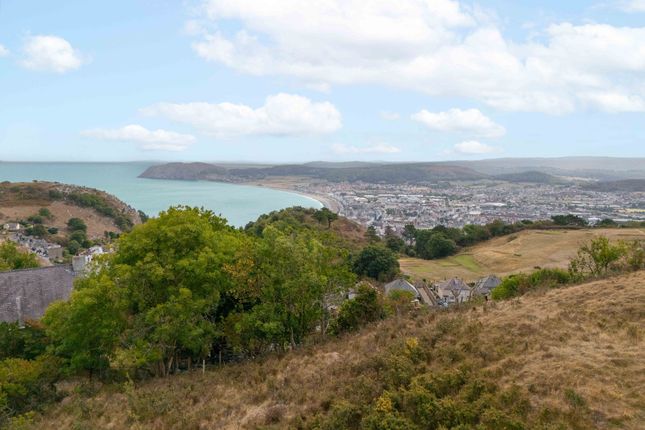 11 St. Beunos Road, Llandudno photo 2