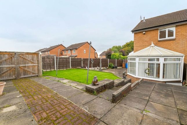 21 Pendlecroft Avenue, Manchester photo 4