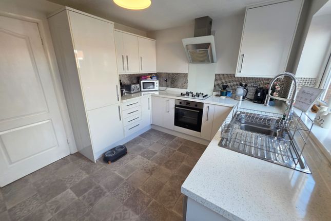 16 Hunters Green, Sheffield photo 3