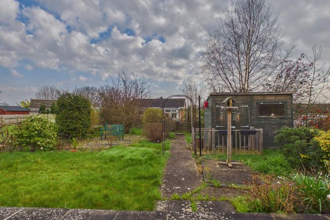 13, Pickersleigh Grove, Malvern photo 3