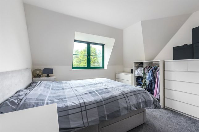 22 Lorica House, Fleet Mill,, Minley Road, Hampshire photo 4
