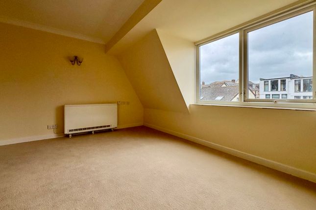 71 Homecourt House, Bartholomew Street West, Exeter photo 4