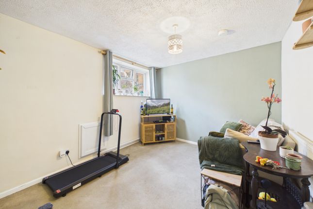 Flat 1, 49a High Street, Tewkesbury photo 2