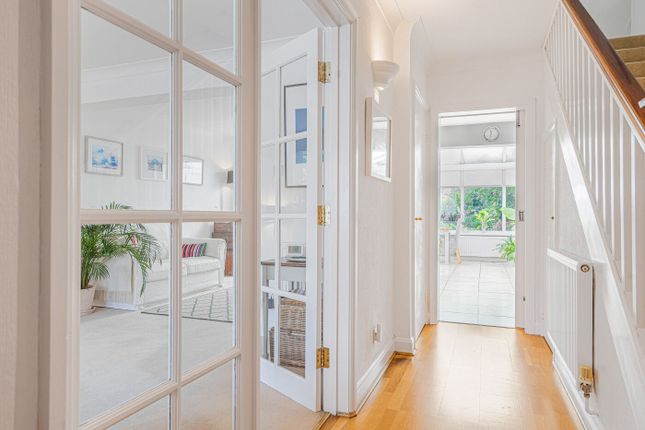 4, Thorncliff Close, Torquay photo 4