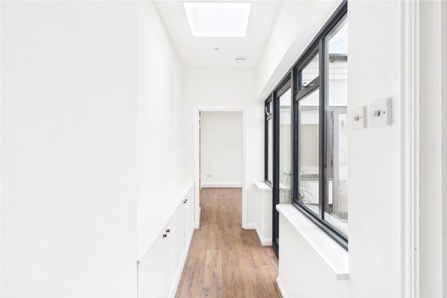 44D,, Morrish Road, London photo 4