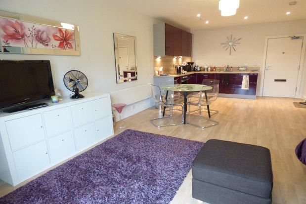 1 Bed Flat To Rent In The Salthouse Apartments Gosport Po12