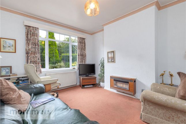 53, Woodfield Avenue, Lancashire photo 2