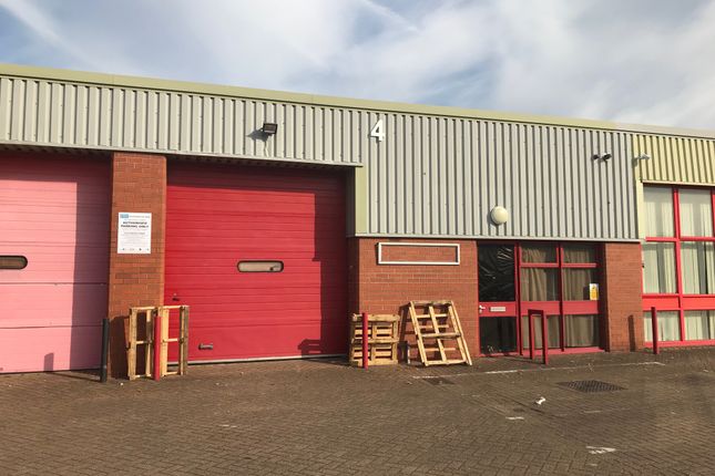 Thumbnail Warehouse to let in Unit 4, Finway Court, Whippendell Road, Watford