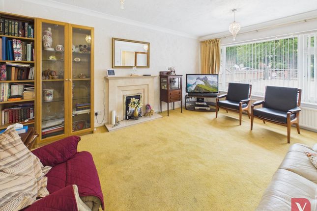 32, Wheatfield Road, Luton photo 3
