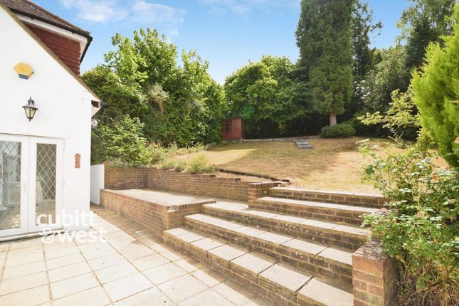 12, Loxford Road, Caterham photo 5