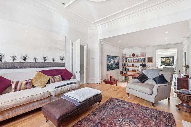 12, Baronsmead Road, London photo 4
