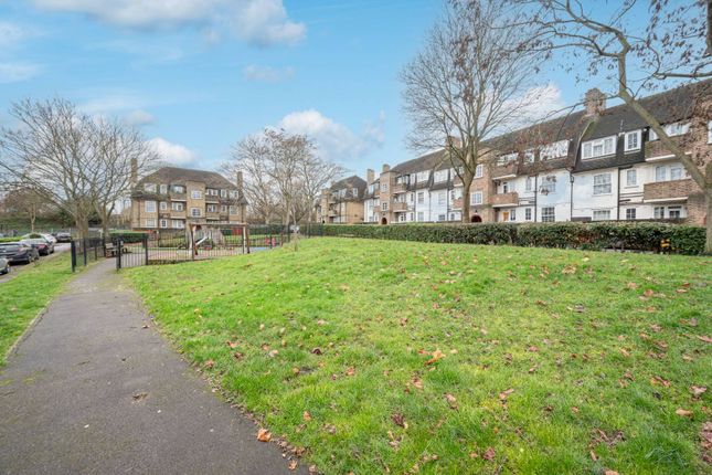 Flat for sale in Dunfield Road, Beckenham, London