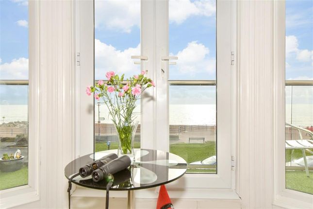 External Lifestyle Photograph