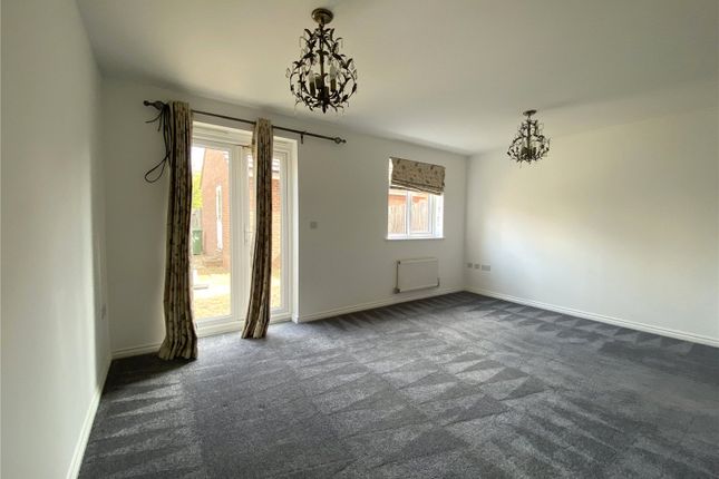 14, Alconbury Close, Borehamwood photo 2