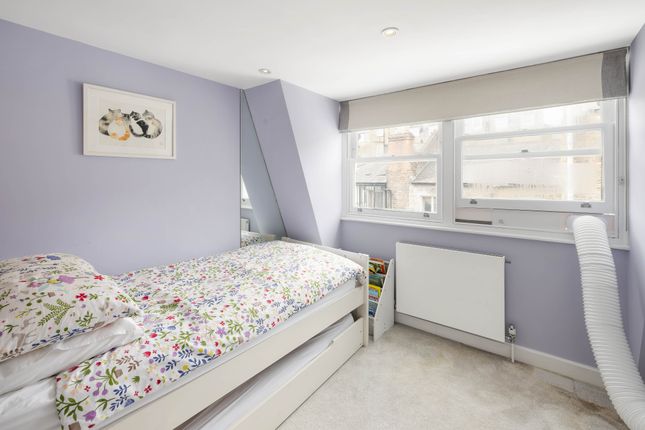 Terraced house for sale in Pond Place, London