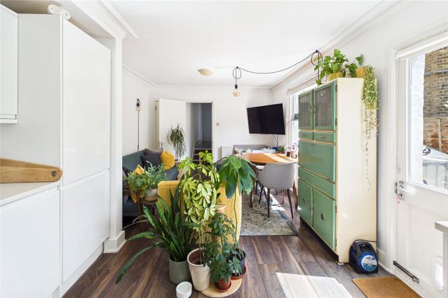 17A, Hitherfield Road, London photo 3