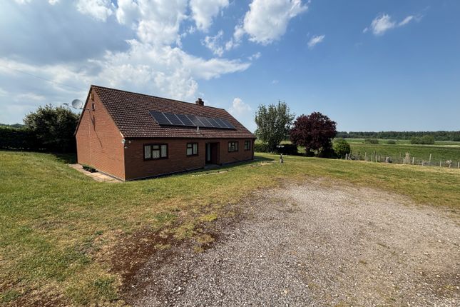 BROOM FARM, Broomfield Lane, DONCASTER photo 5