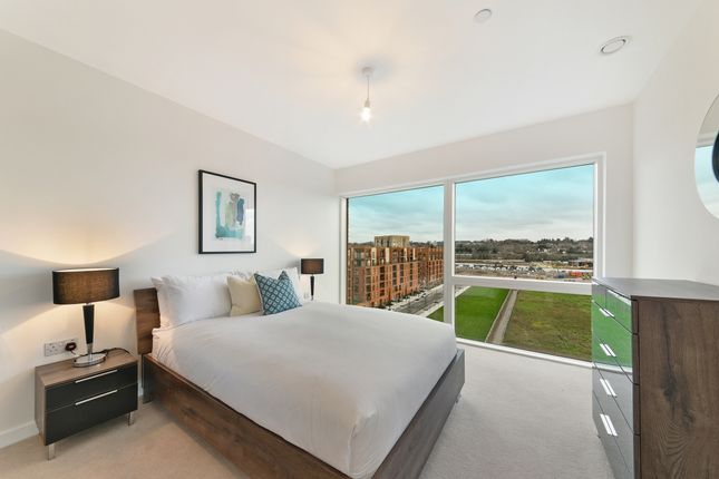 Flat 35 Peacon House,, 2, Thonrey Close, London photo 4