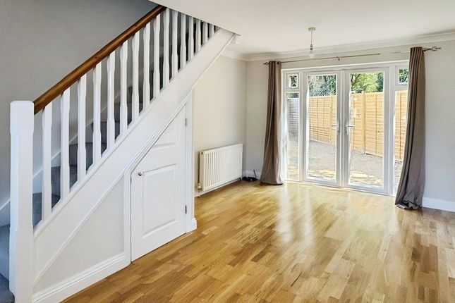 4a, Oak Way, Reading photo 2
