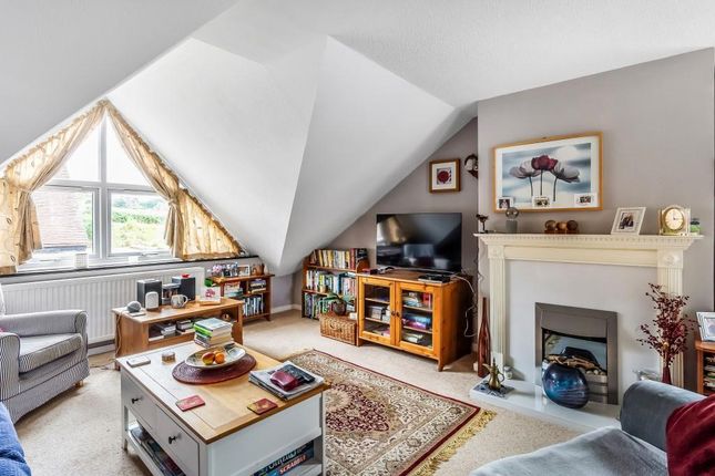 24 Sondes Farm, Glebe Road, Dorking photo 2