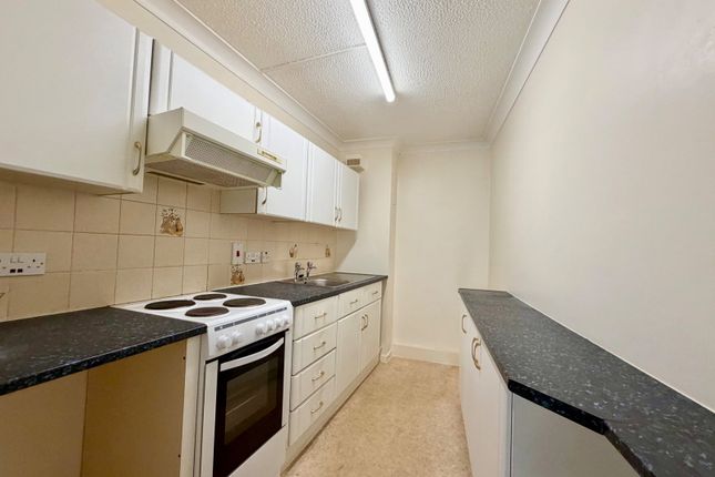 Stratheden Court,17, Market Street, Torquay photo 4
