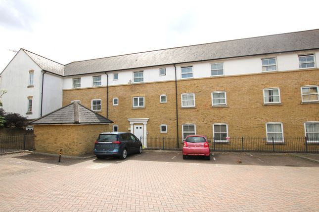 Flat for sale in Gresley Drive, Braintree