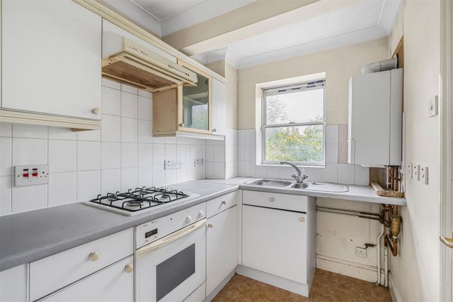 Flat 11, Hidcote House, 6 Devonshire Avenue, Sutton photo 4