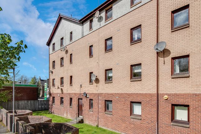 Flat for sale in Albion Gate, Paisley, Renfrewshire