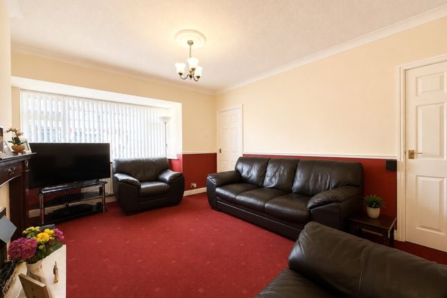 20, Downie Road, Bilbrook, Wolverhampton photo 4