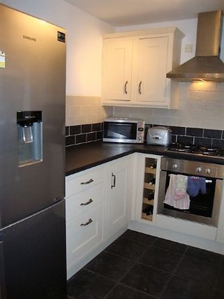 3, Laburnum Close, Undy photo 3