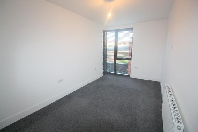 Thumbnail Flat to rent in Lansdowne House, Blundellsands Road East, Blundellsands