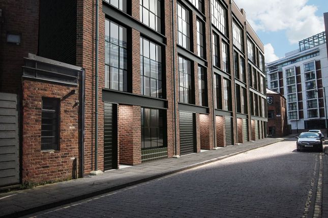 Town house for sale in Commercial Street, Manchester