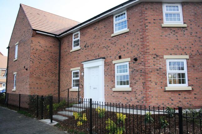 Thumbnail Flat to rent in River View, Trent Lane, Newark