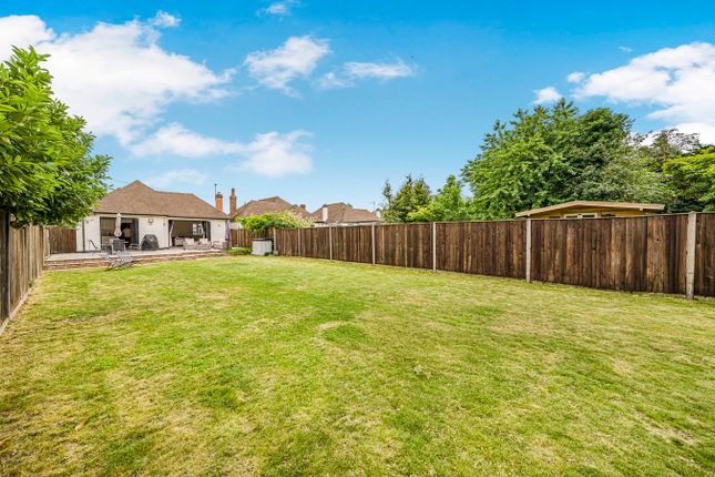 163, Watersplash Road, Shepperton photo 4
