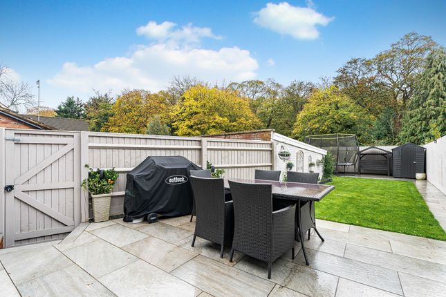 7 Cedar Avenue, High Wycombe photo 4