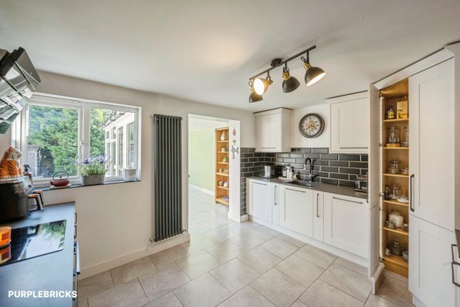 44, Queens Drive, Crowle photo 4