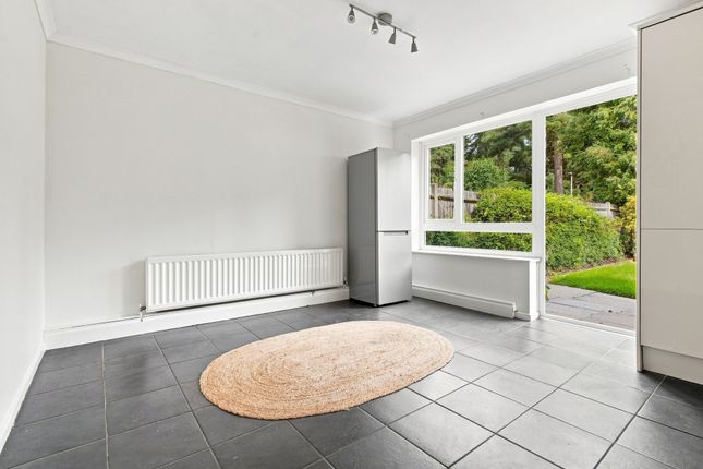 27 Liddell Way, Ascot photo 4